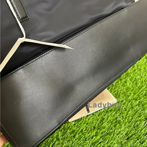 ❇️NWT Tory Burch Ella Nylon Tote Large Travel Shoulder Bag In Black - Picture 7 of 8